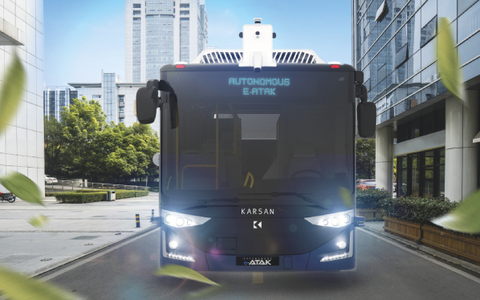 Xe bus tự hành cấp độ 4 lần đầu chạy tuyến công cộng không cần tài xế an toàn