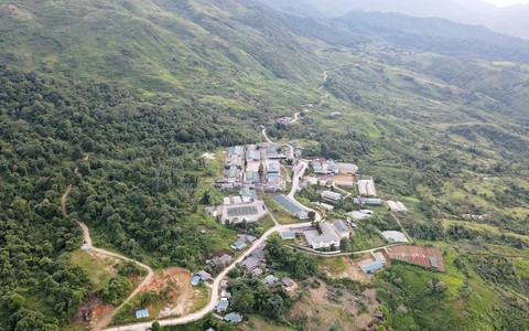 Truy tìm kẻ sát hại em trai rồi bỏ trốn vào rừng