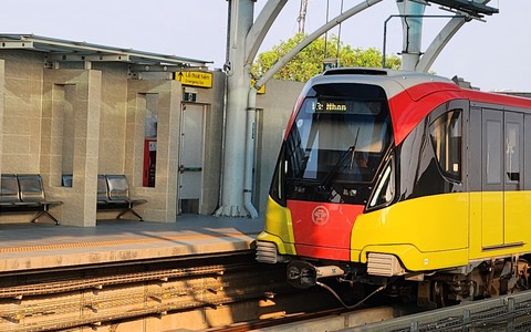 Hà Nội chính thức liên thông vé điện tử metro và xe buýt, tiết kiệm lên tới 40% chi phí