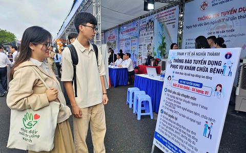 Ngành Y tế Thành phố Hồ Chí Minh mở rộng cơ hội nghề nghiệp cho bác sĩ trẻ