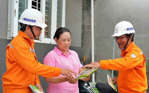Điện lực Thành phố Hồ Chí Minh sẵn sàng các phương án đảm bảo an toàn điện mùa mưa bão