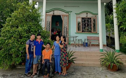 Từ người nghèo, tôi trở thành "đại gia tình cảm"