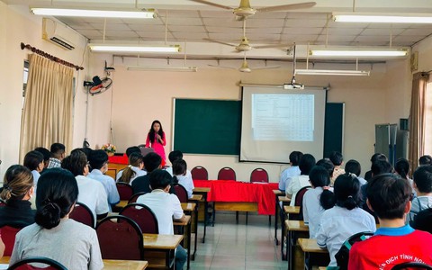 Bộ Giáo dục và Đào tạo sửa đổi, bổ sung một số nội dung Chương trình giáo dục thường xuyên