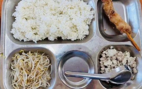 Hà Nội yêu cầu rà soát toàn bộ phương án tổ chức bữa ăn bán trú
