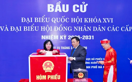 Trên 99% cử tri cả nước đã đi bỏ phiếu bầu cử đại biểu Quốc hội và HĐND các cấp