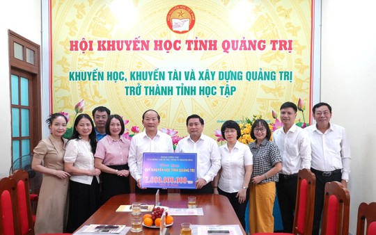 Hội Khuyến học tỉnh Quảng Trị tiếp nhận 1 tỷ đồng Quỹ Khuyến học từ Tỉnh ủy Khánh Hòa