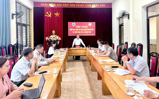Hội Khuyến học Lào Cai kiểm tra công tác khuyến học, khuyến tài tại cơ sở