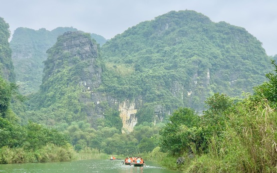 Du lịch Ninh Bình khởi sắc với sức hút của Tràng An