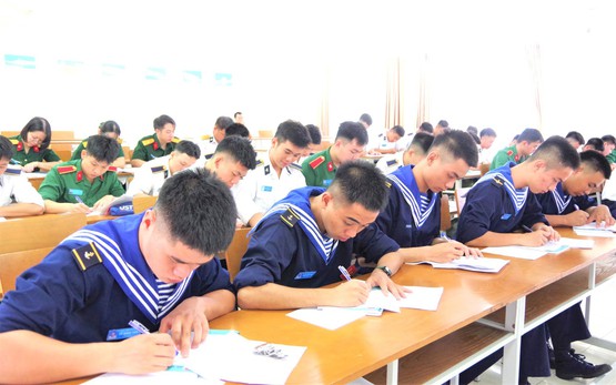 Học viện Hải quân giữ nguyên 3 tổ hợp xét tuyển A00, A01, C01 năm 2026