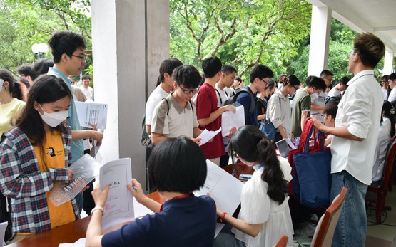 Cảnh báo loạt chiêu lừa đảo nhắm vào tân sinh viên Bách khoa mùa nhập học