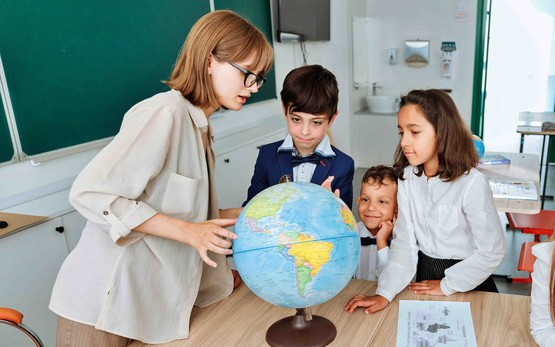 Doanh nghiệp giáo dục và tập đoàn giáo dục ở Việt Nam