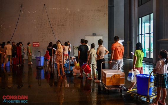Hà Nội: Người dân chung cư Hateco Apollo khốn khổ vì mất nước sinh hoạt